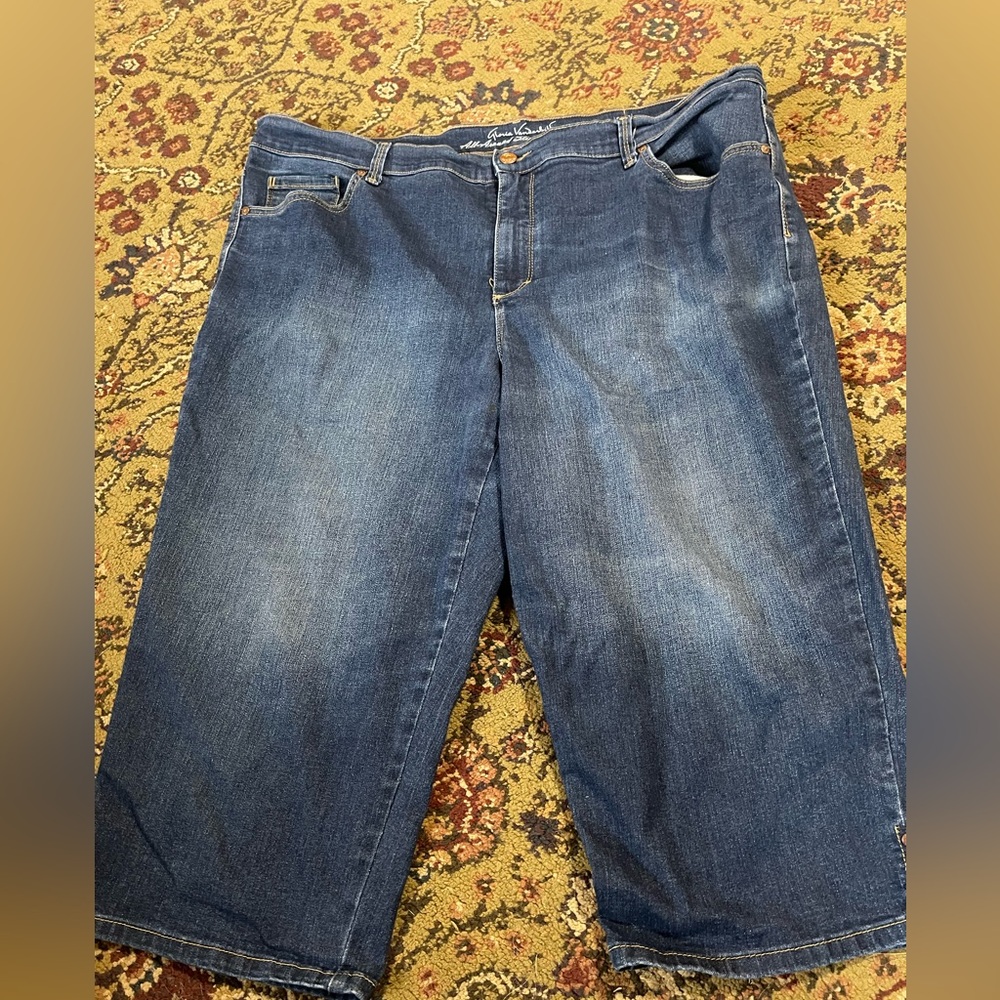 Gloria Vanderbilt Capri 18 W